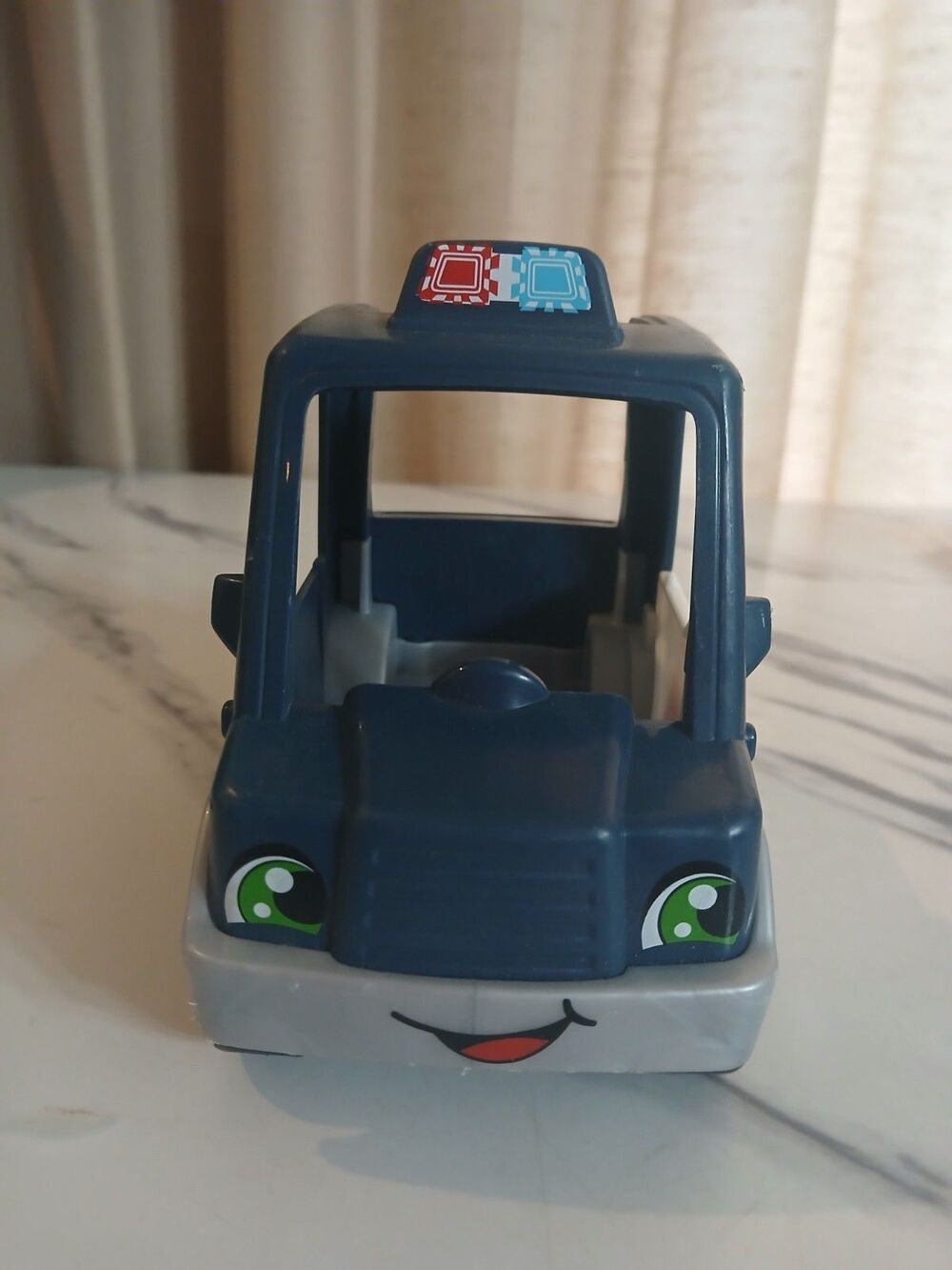 Fisher-Price Little People Helping Others Police Car